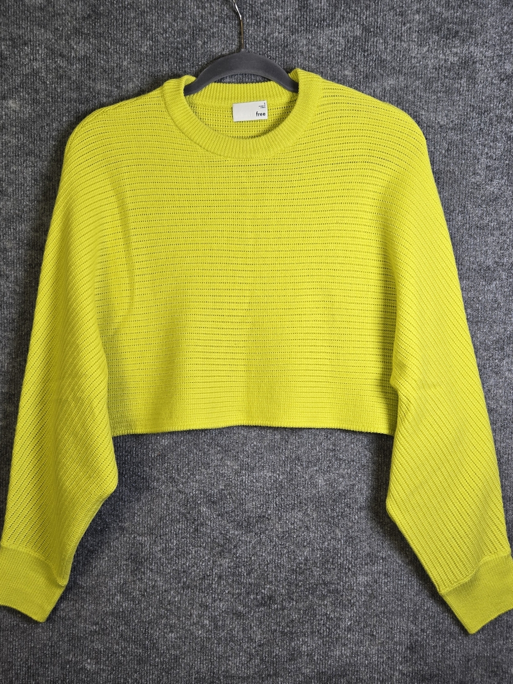 Aritzia Willfred Free Sweater Womens S Neon Yellow Crop Dolman Oversized Grunge